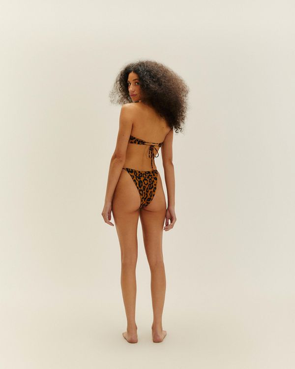 【関税込み】Haight ブラック Monica スイムウェア Bikini with Monica Top and Basic Thin Black Panties | Haight